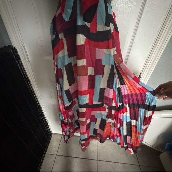 NWT BCBGMaxAzria Multicolor Abstract Maxi Dress - size 4 - Picture 4 of 7